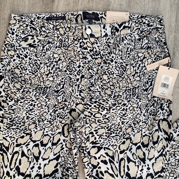 NWT NYDJ Sheri Slim Ankle Leopard Sateen Jeans - Picture 5 of 14